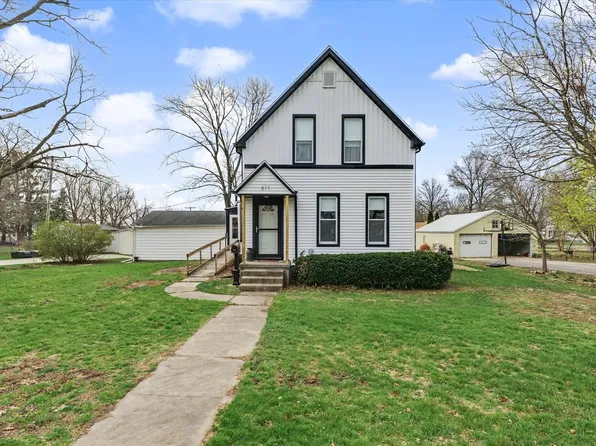 611 E 13th St, Gibson City, IL 60936