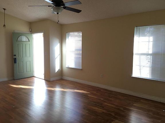 2nd image of 135 Louise Dr