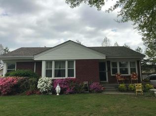 219 Alcott Rd, Saint Matthews, KY 40207