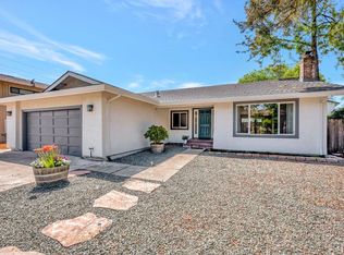 1805 Meadowview Dr, Petaluma, CA 94954