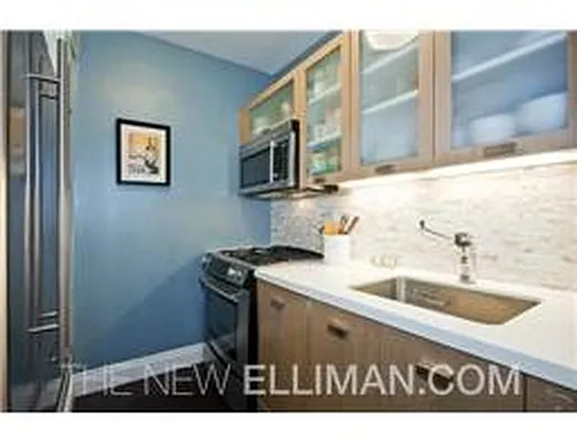 Rented by Douglas Elliman | media 11