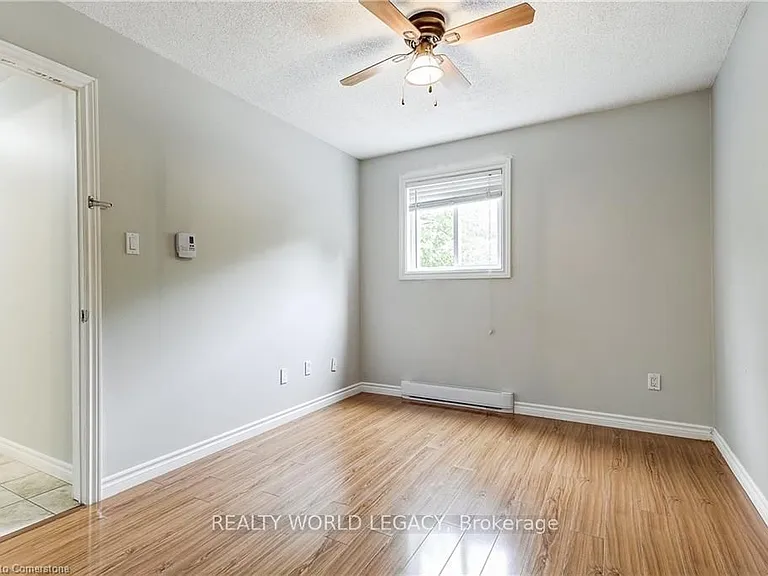 119 Cedar St S #8 — Photo 18
