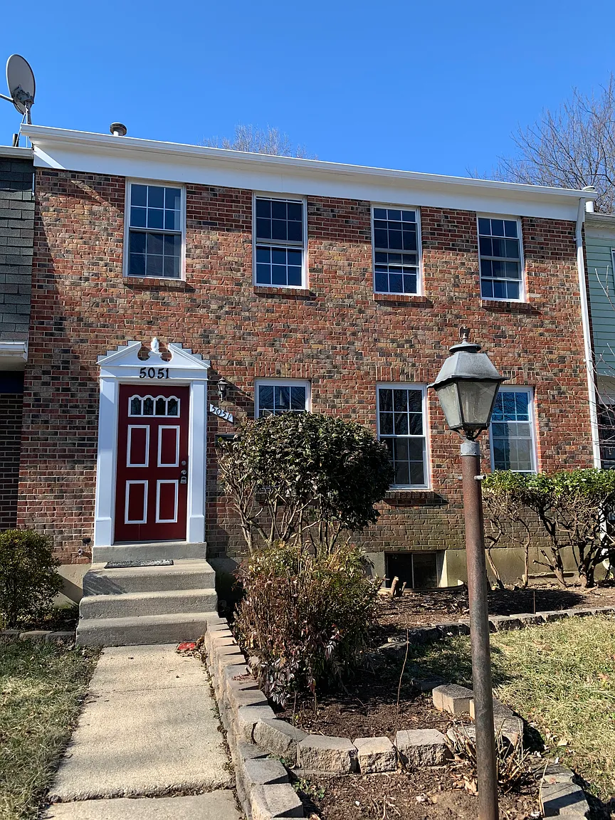 5051 Berwyn Rd photo 1