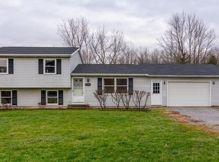 1741 Reed Rd, Bergen, NY 14416