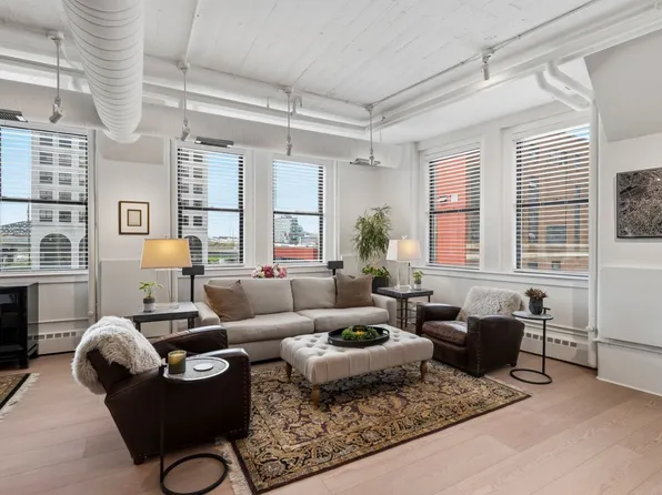 210 South St #3-2, Boston, MA 02111