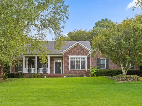 134 Spring Lake Dr, Dunlap, TN 37327