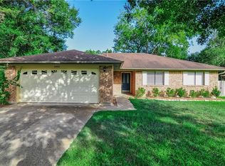 2802 Wilderness Dr S, College Station, TX 77845