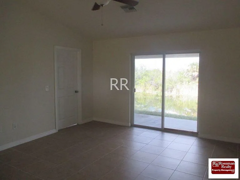 524 SE 6th Ter — Photo 7