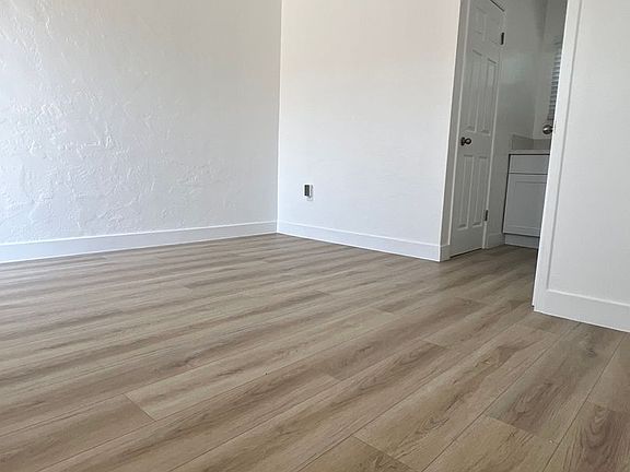 4th image of 4231-4239 S Centinela Ave #4237-1/2