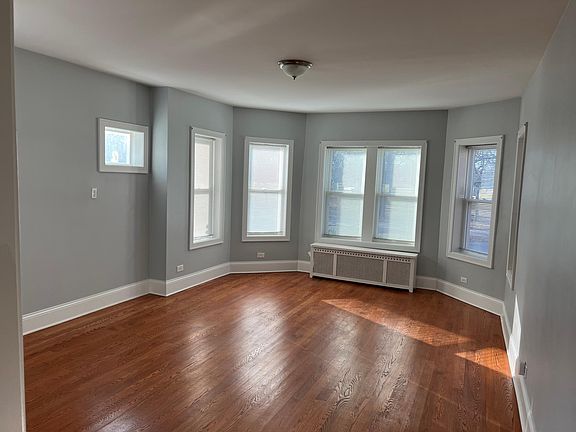 2nd image of 11227 S King Dr #1