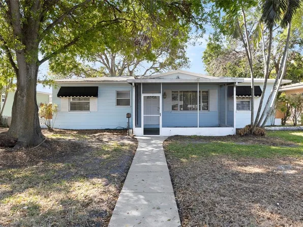 930 40th Ave NE, Saint Petersburg, FL 33703