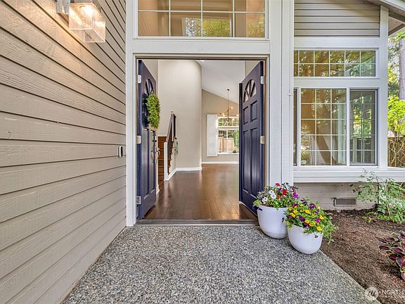 2nd image of 4205 243rd Avenue SE
