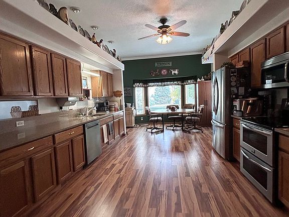 2nd image of 717 3rd Ave