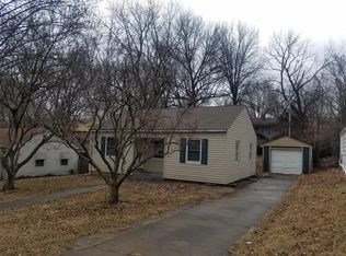 721 NE 46th St, Kansas City, MO 64116