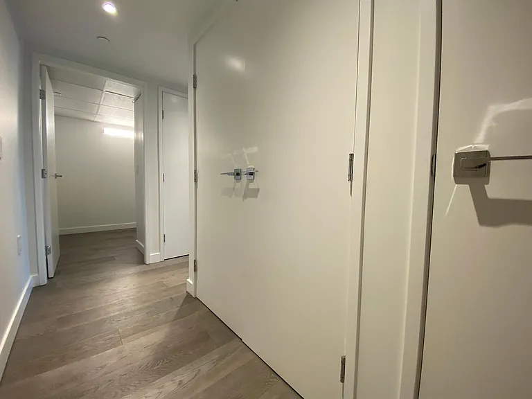 1111 Richards St #1506 — Photo 5