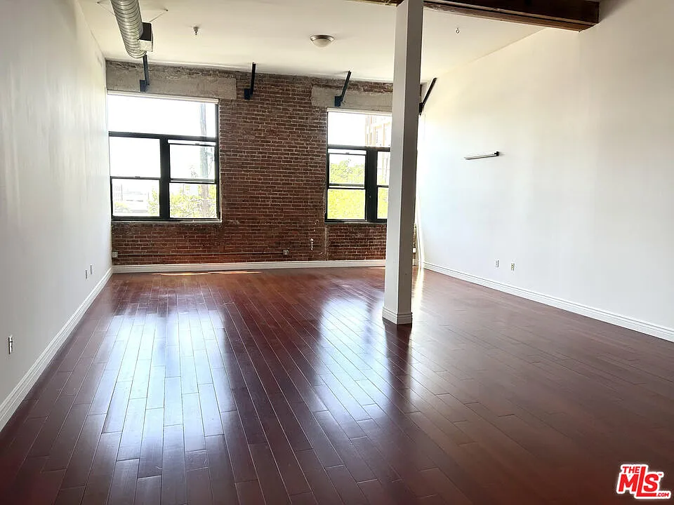1 bed, 1.0 bath, 1480 sqft, $3,369 — Photo 4