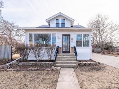 207 N Lakeshore Dr, Mundelein, IL, 60060