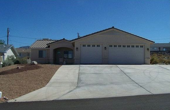 1st image of 838 Canyon Dr