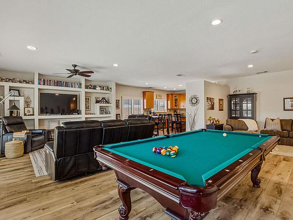 5th image of 83203 Broadmoor Dr