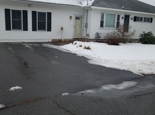 48 Underhill St, Nashua, NH 03060