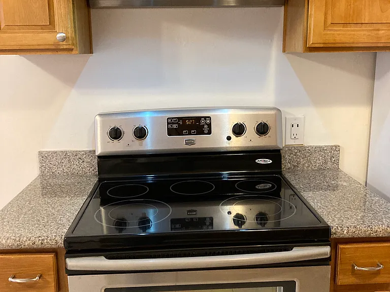 Oven & hood