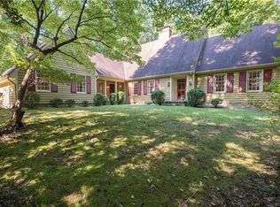 3720 Darby Dr, Midlothian, VA 23113