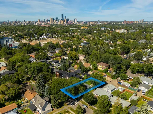 7950 91st Ave NW, Edmonton, AB T6C 1R1