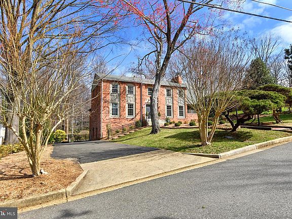 2nd image of 4102 Robertson Blvd