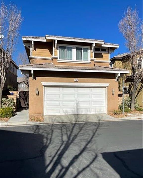 2nd image of 2547 Bellevue Way