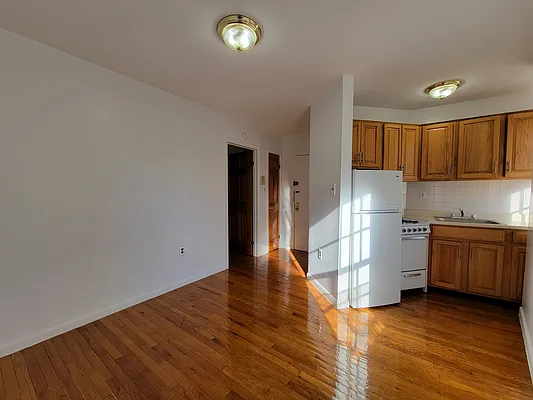 Rented by Corcoran | media 13