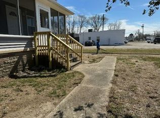 1057 S Delsea Dr, Vineland, NJ 08360
