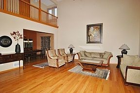 3rd image of 12572 Suffield Dr