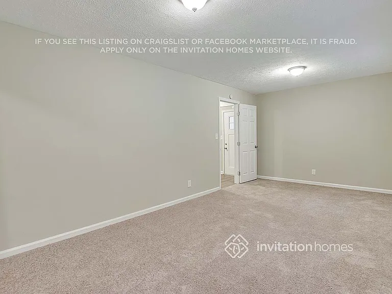 6236 Shallow Creek Ln — Photo 3