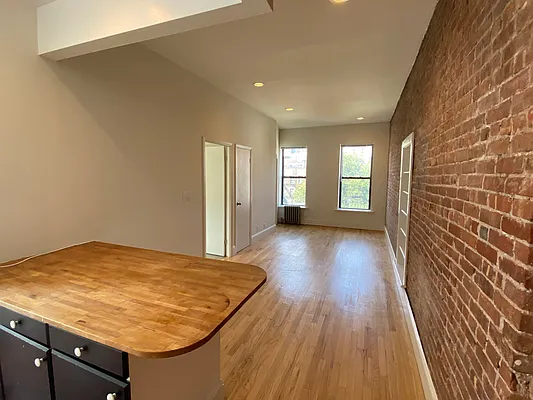 Rented by Compass | media 13