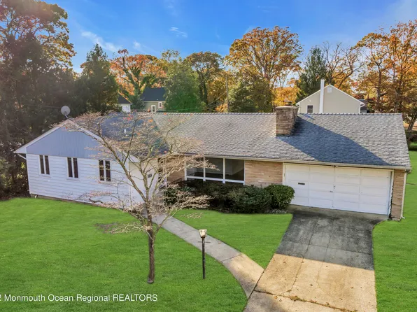 1 Wilson Avenue, Oakhurst, NJ 07755