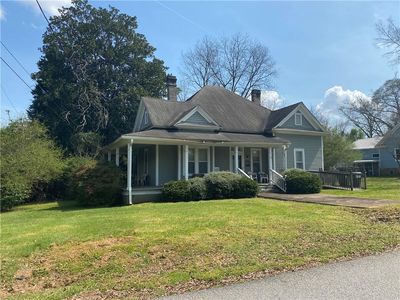 95 Barnes St, Senoia, GA, 30276