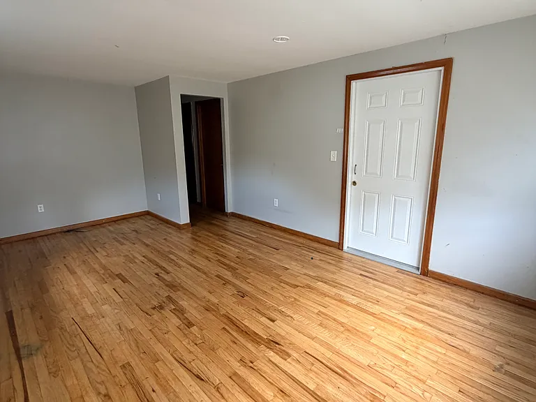 127 Warner St #2-0 — Photo 1