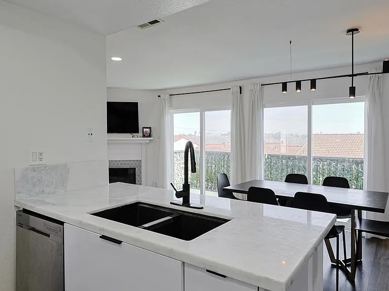 6931 Camino Revueltos — Photo 5