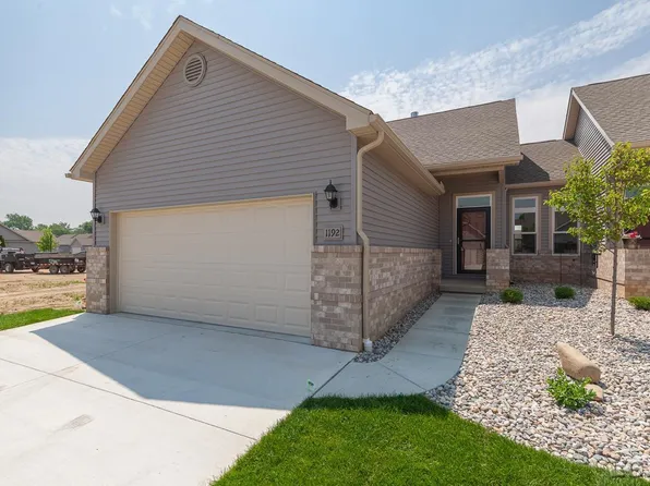 1192 Reeve Dr #30-A, Tecumseh, MI 49286