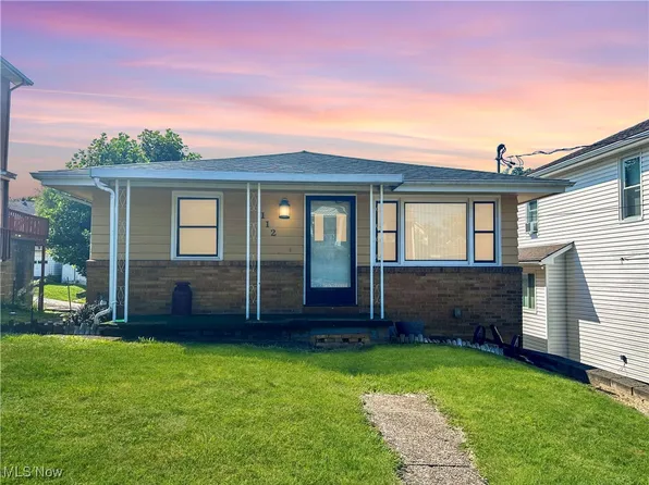 112 School St, Weirton, WV 26062