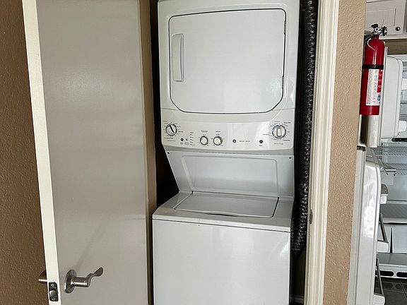 2nd image of 2917 N 32nd St #4