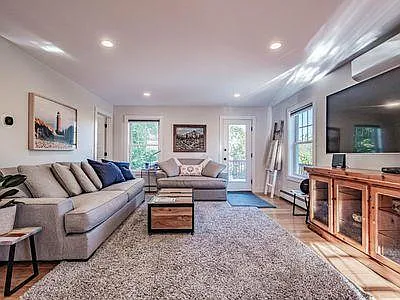 16 Norman St — Photo 4
