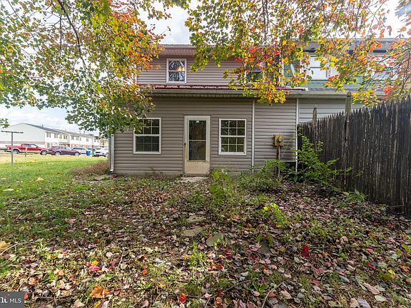 3rd image of 3550 Gregway Dr