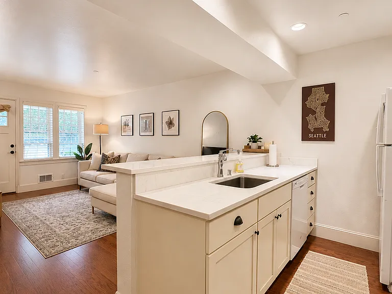 1707 Taylor Ave N #1707 — Photo 6