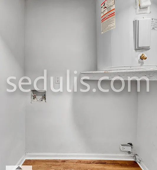 801 Temple Rd #A — Photo 27