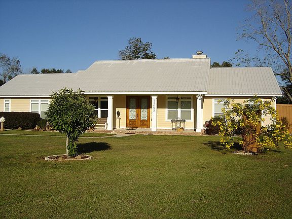 3rd image of 17092 Lacey Cir