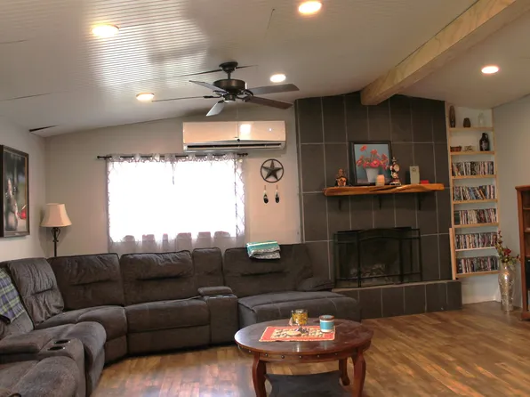 1001 E Tate, Burnet, TX 78611