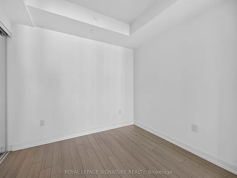 4010 Eglinton Ave W #1021 — Photo 15