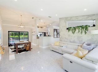 12364 85th Rd N, West Palm Beach, FL 33412