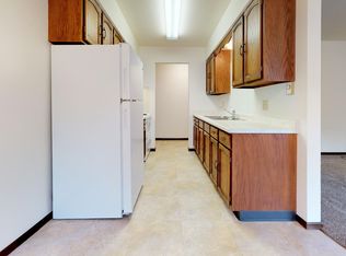 831 E Washington St APT 2, Durand, WI 54736